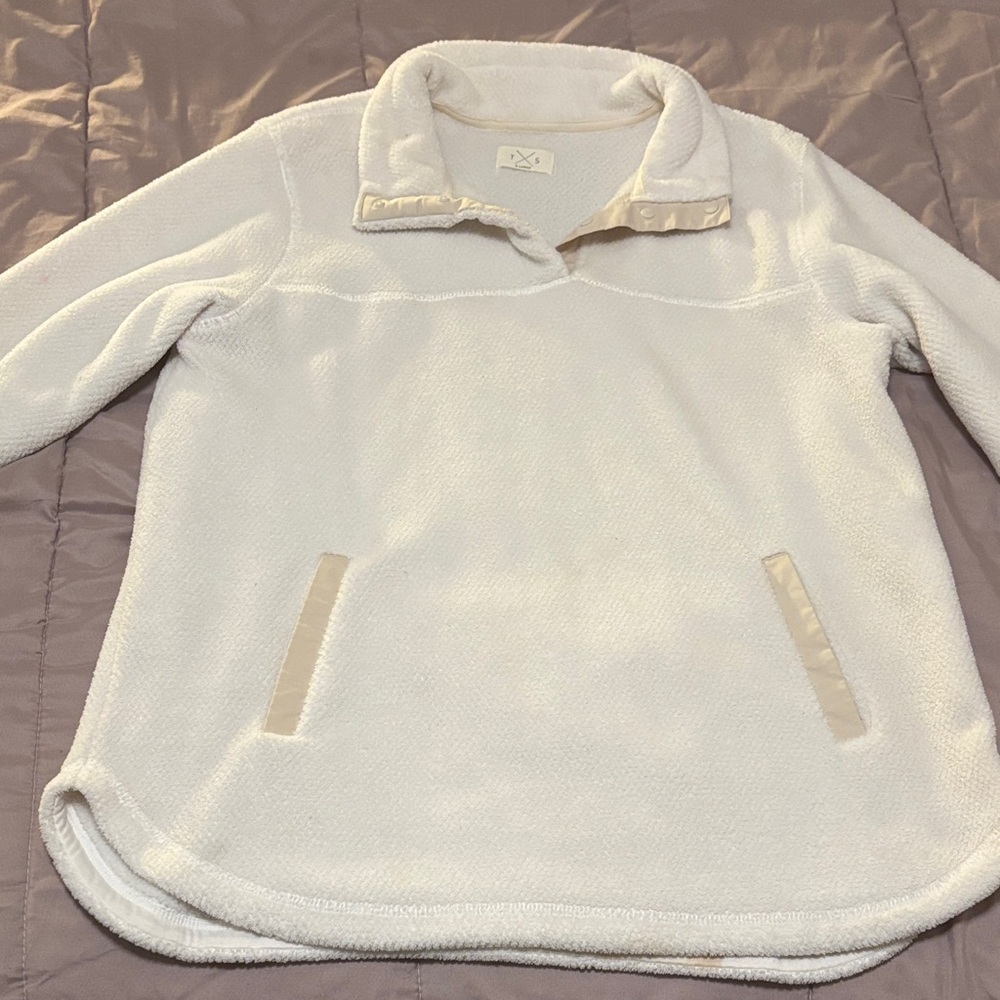 Cozy Cream Pullover Fleece